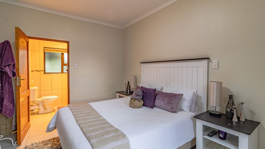 5 Bedroom Property for Sale in Oranjeville Free State